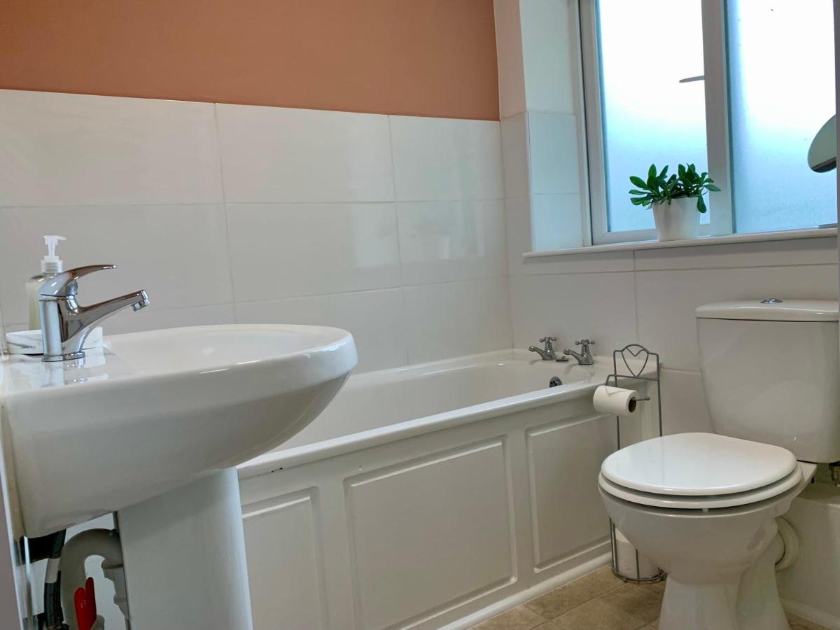Stunning Rural Apartment - Sleeps 4 - Parking Lichfield Exterior photo